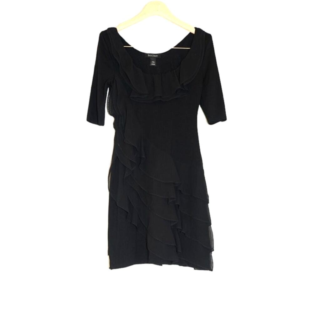 White House Black Market - Above The Knee Ruffle Dress in Black / Size XXS